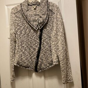 Lucky Brand Textured Black and Cream Sweater